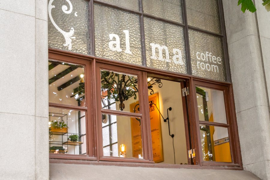 cálma_coffee room